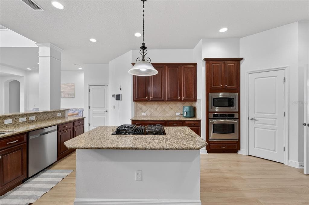 616 MIRABAY BOULEVARD photo 20