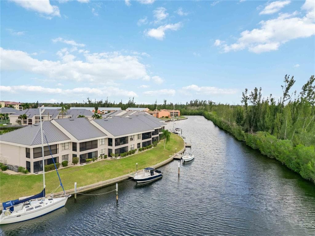 3256 WHITE IBIS COURT 324 photo 1