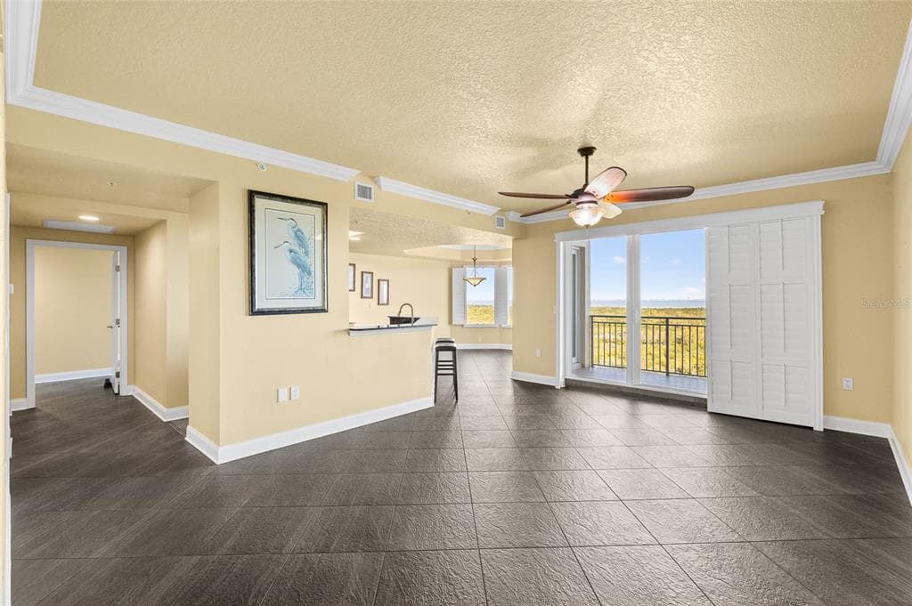 10851 MANGROVE CAY LANE NE 1112 photo 6