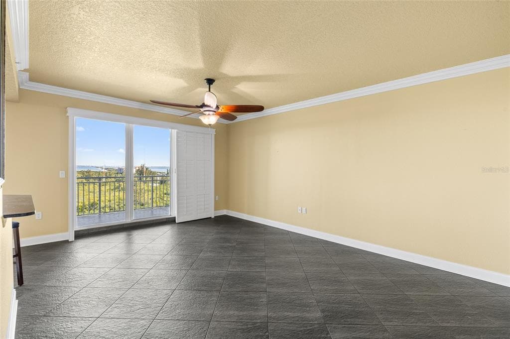 10851 MANGROVE CAY LANE NE 1112 photo 16