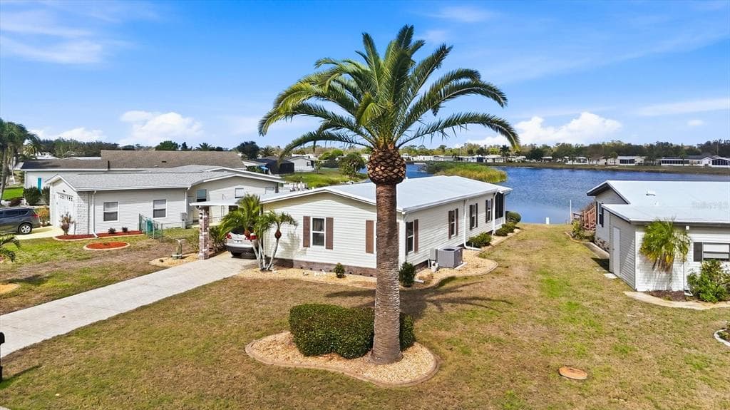 6085 SHEARWATER DRIVE photo 2