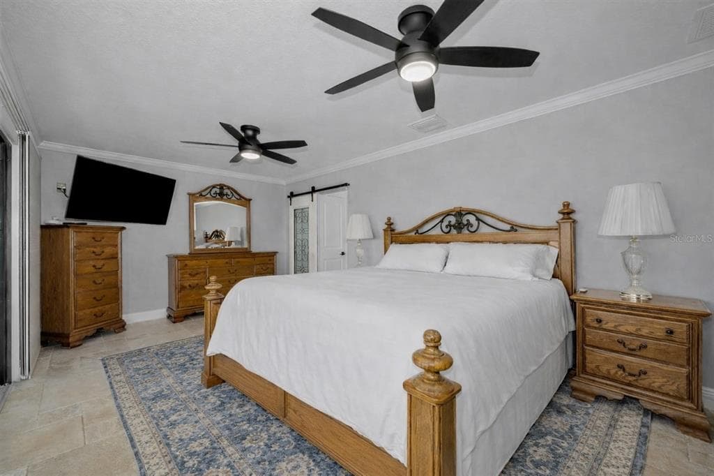 4976 GALLEON COURT photo 23