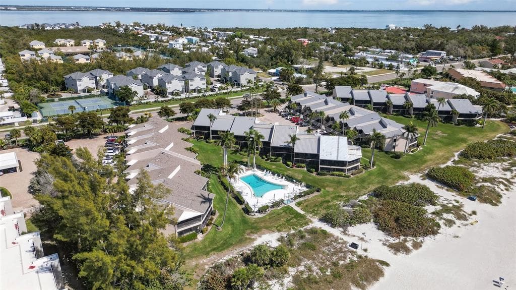 5655 GULF OF MEXICO DRIVE D107 photo 10