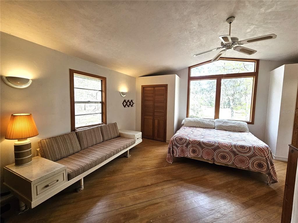 2878 NE 340 HIGHWAY photo 24
