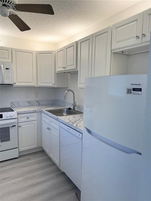 7425 BAY ISLAND DRIVE S 103 photo 9