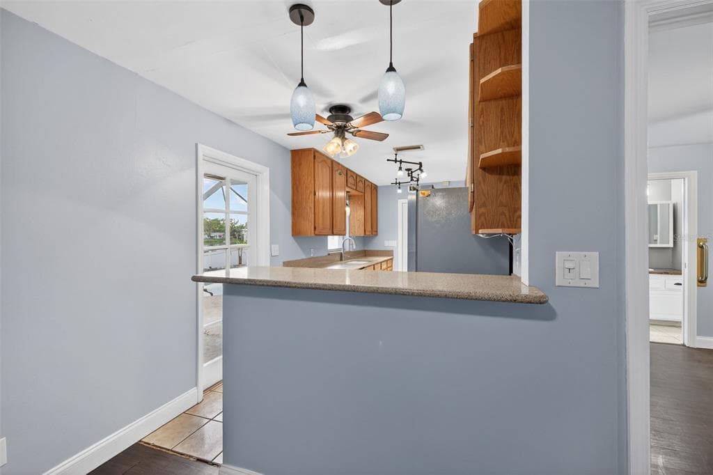 1414 85TH AVENUE N photo 8