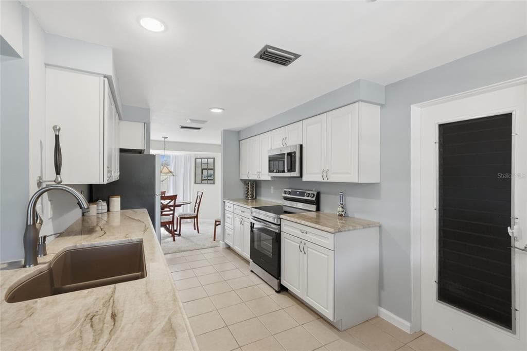 109 TERN DRIVE photo 10