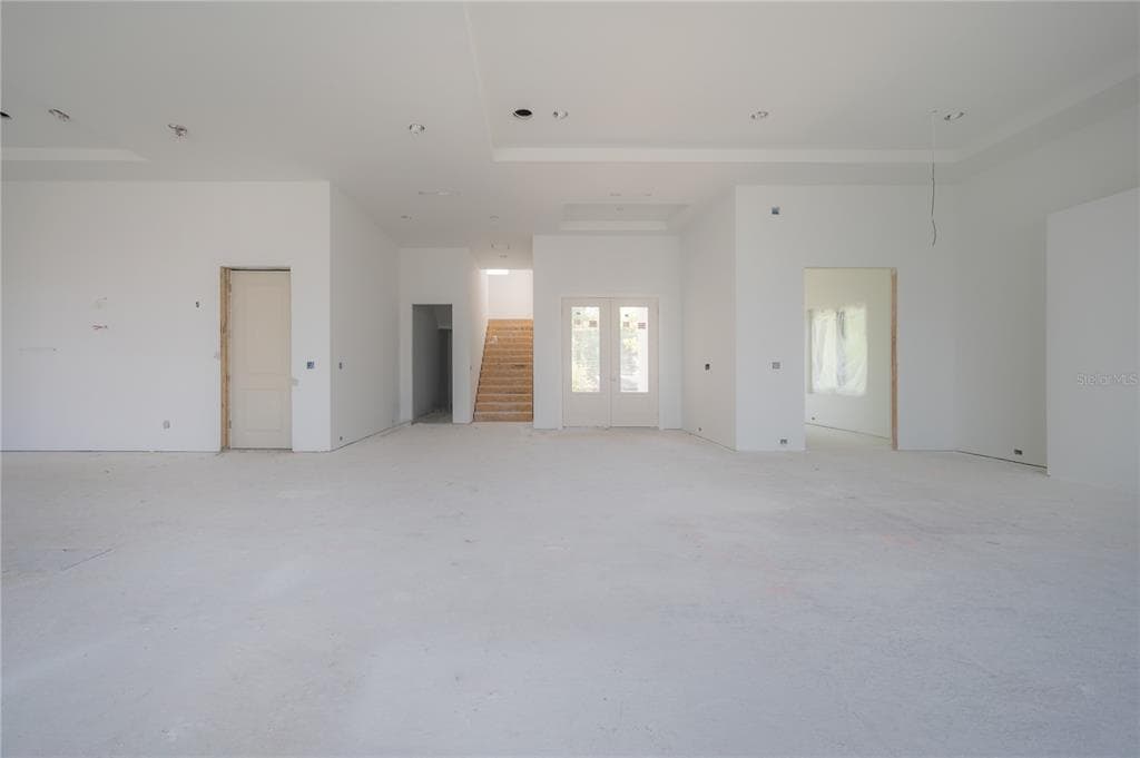 654 GENEVA PLACE photo 12