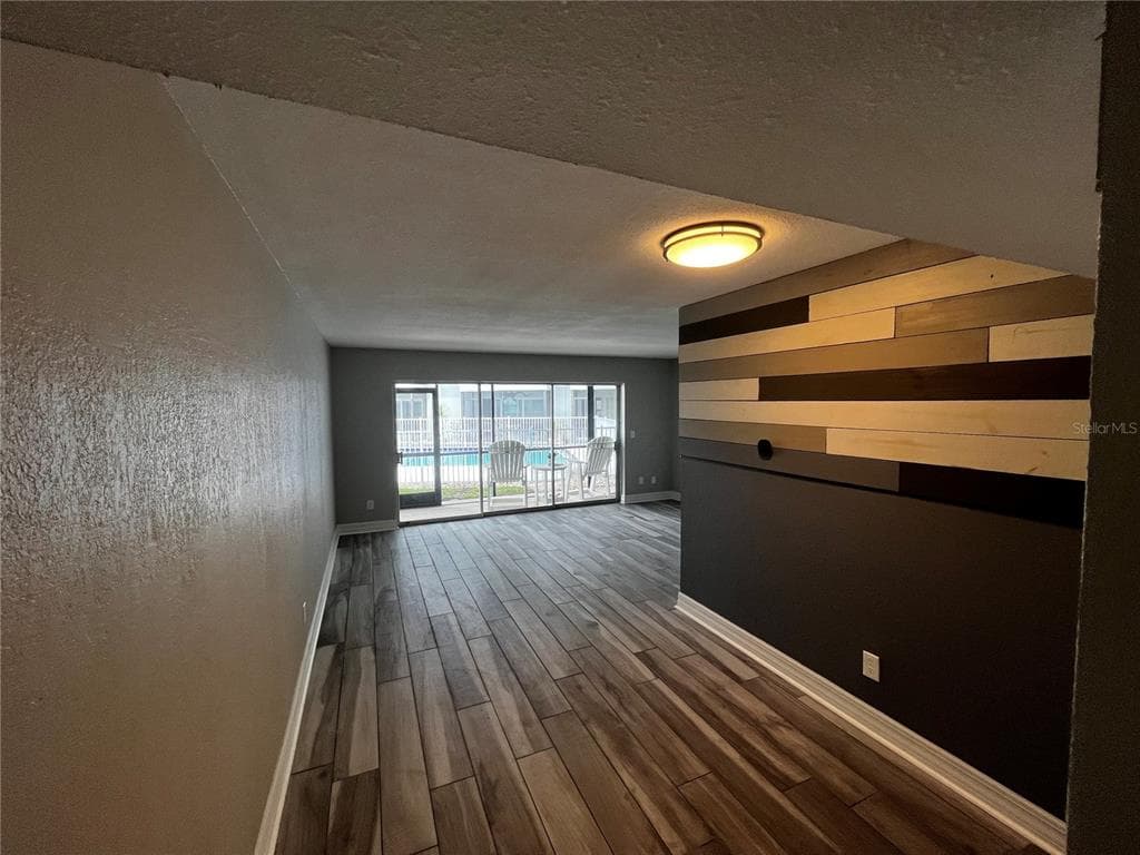 2566 GARY CIRCLE 5 photo 18