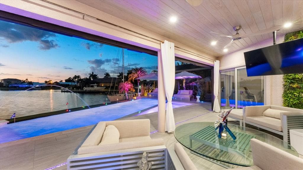 2544 RIO LISBO COURT photo 14