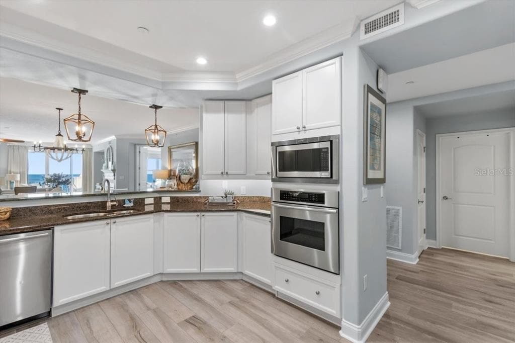 2515 S ATLANTIC AVENUE 1105 photo 24
