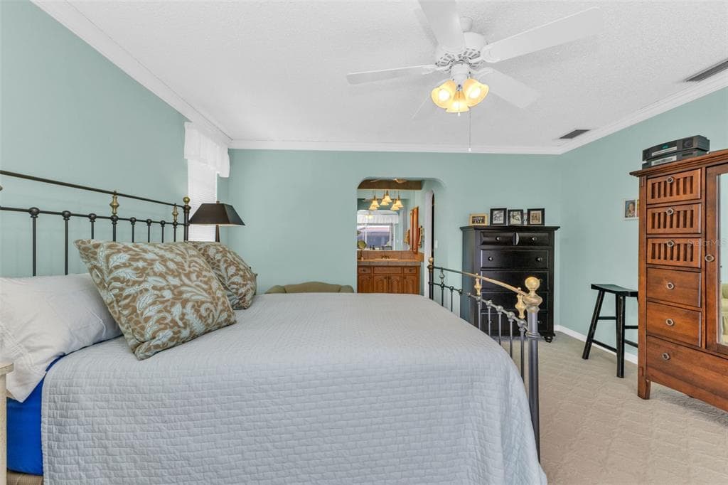 610 ELEUTHERA DRIVE photo 17