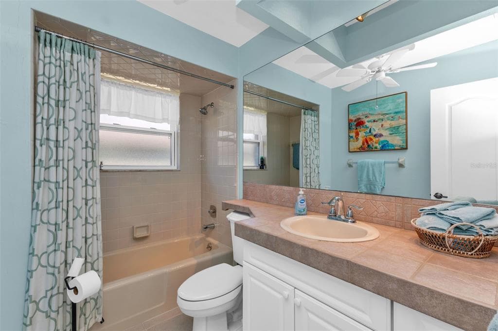610 ELEUTHERA DRIVE photo 24