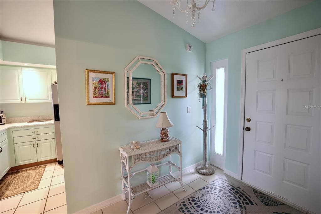 442 BOUCHELLE DRIVE 305 photo 20