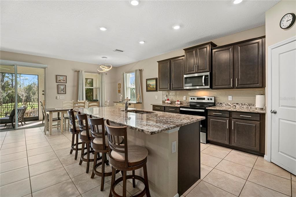 16478 WOODSIDE GLEN photo 17