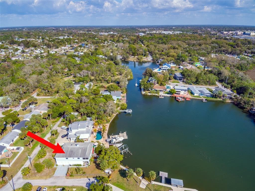 6810 SEAVIEW BOULEVARD photo 7