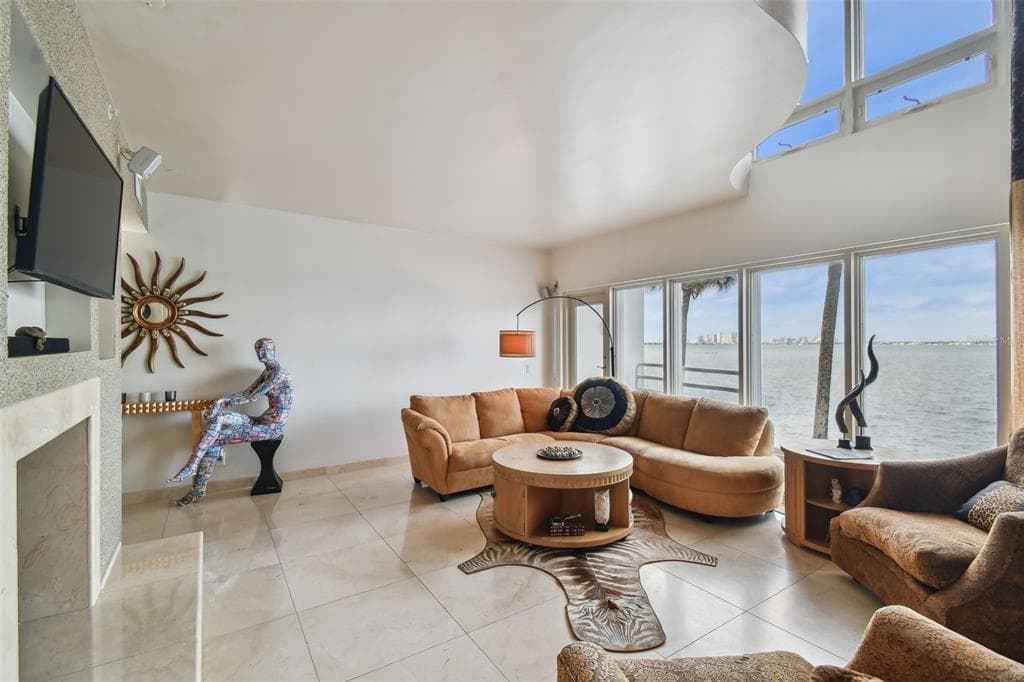 4950 BAYSHORE BOULEVARD 22 photo 20