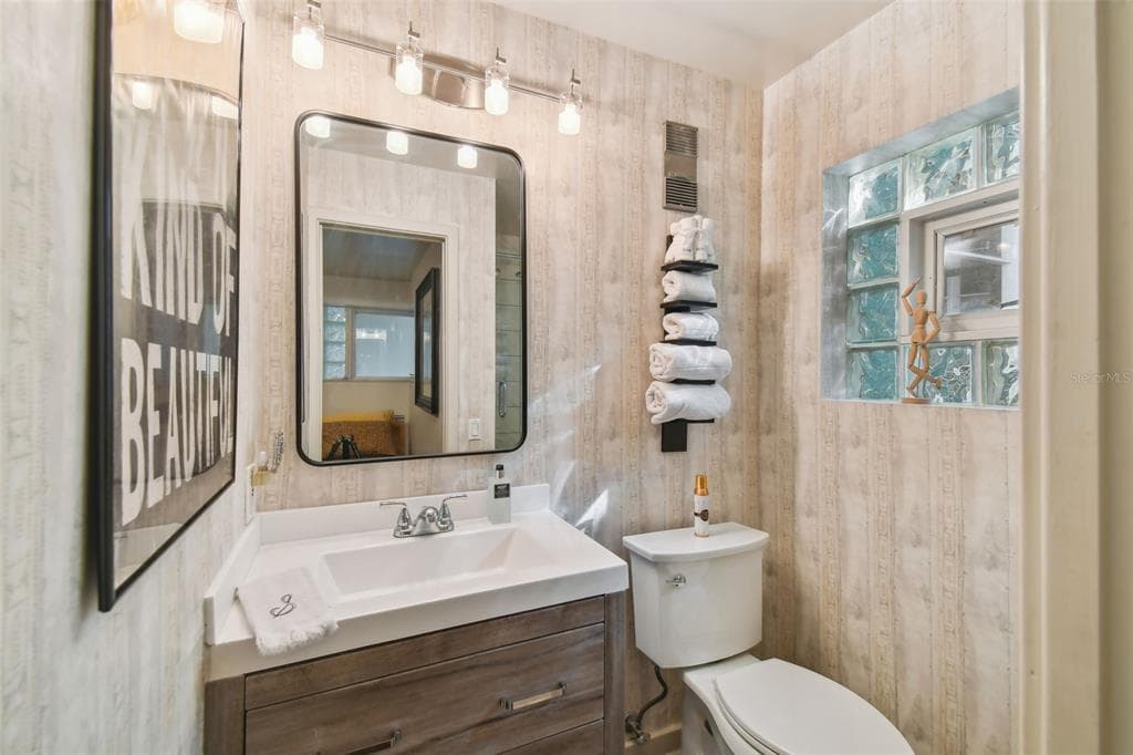 4950 BAYSHORE BOULEVARD 22 photo 25