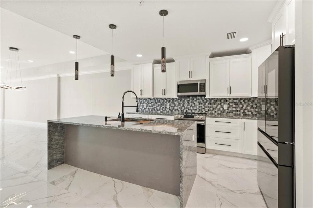 211 DOLPHIN POINT 401 photo 5