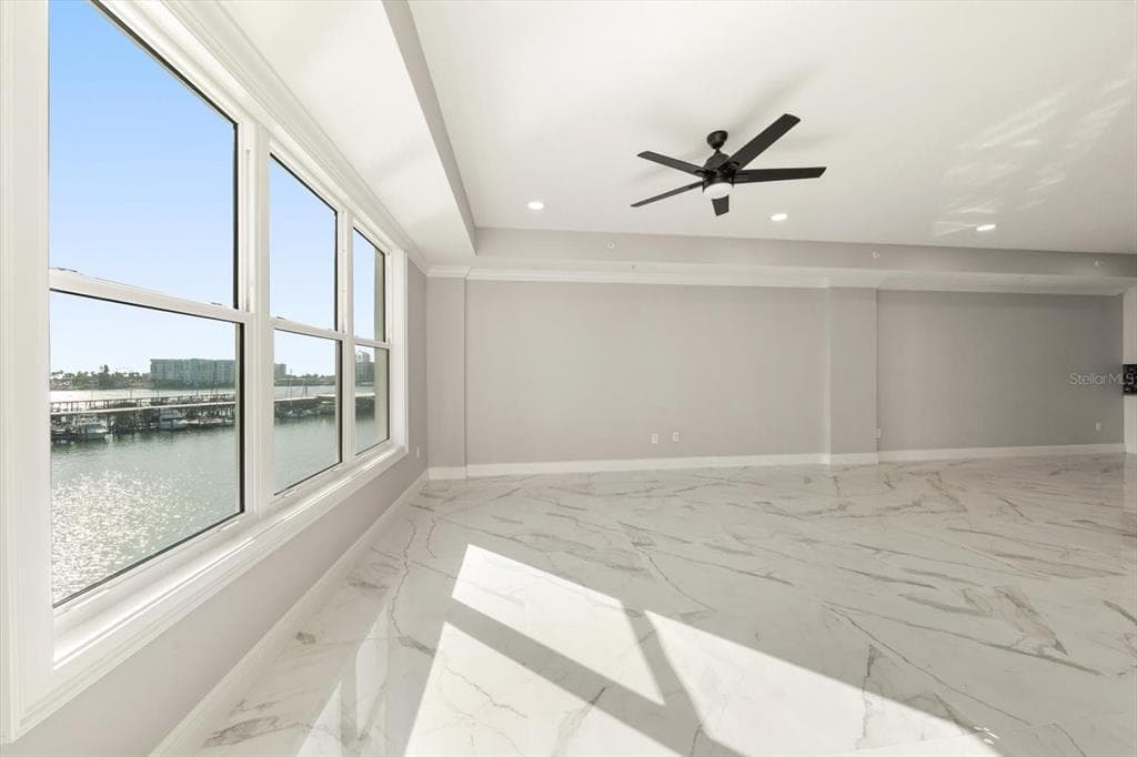 211 DOLPHIN POINT 401 photo 24