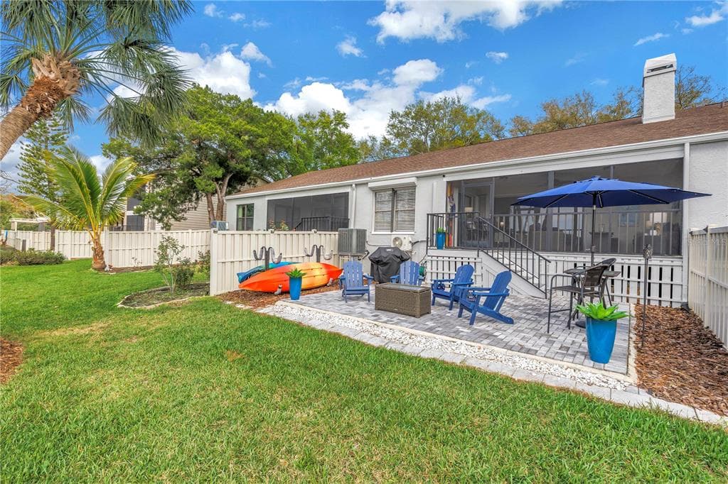 912 MYAKKA COURT NE photo 20