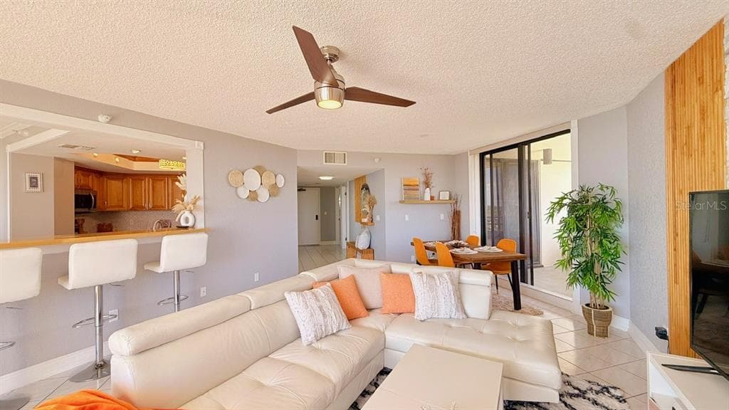 5940 PELICAN BAY PLAZA S 1105 photo 18