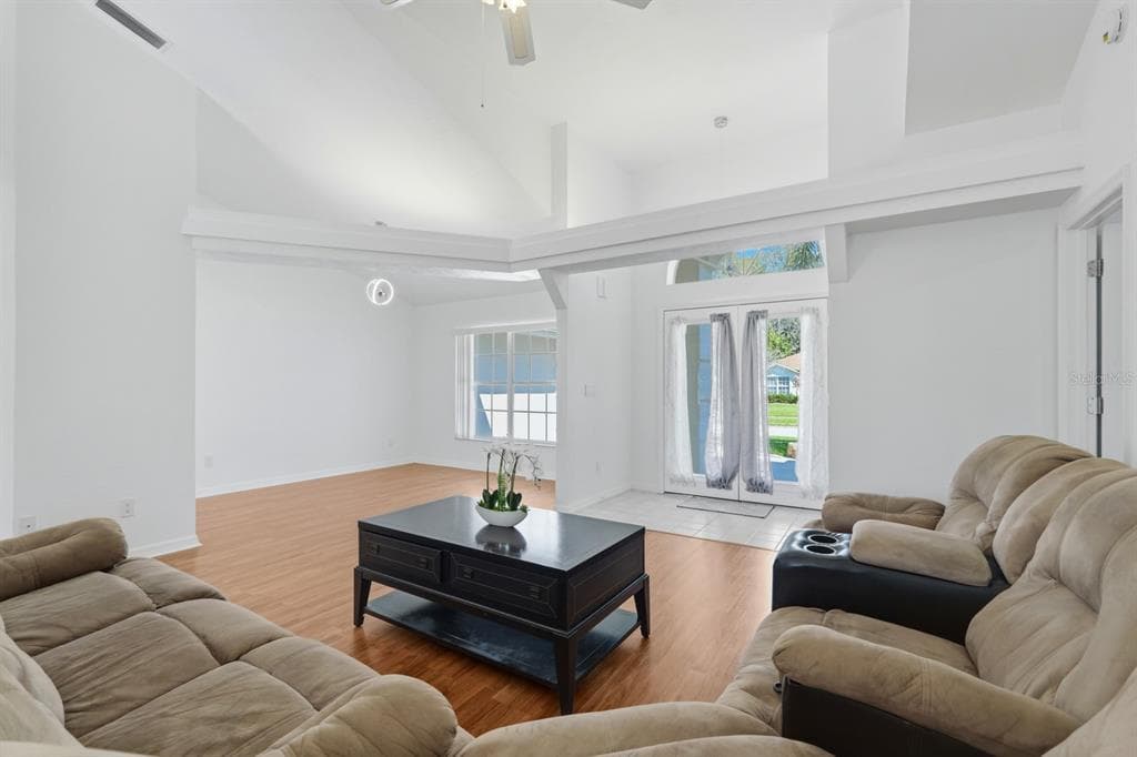 23 OLD SUNBEAM DRIVE photo 7