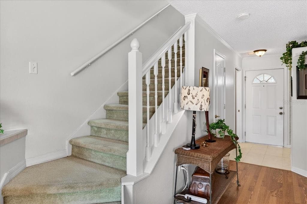 525 LAKE BRIDGE DRIVE photo 8