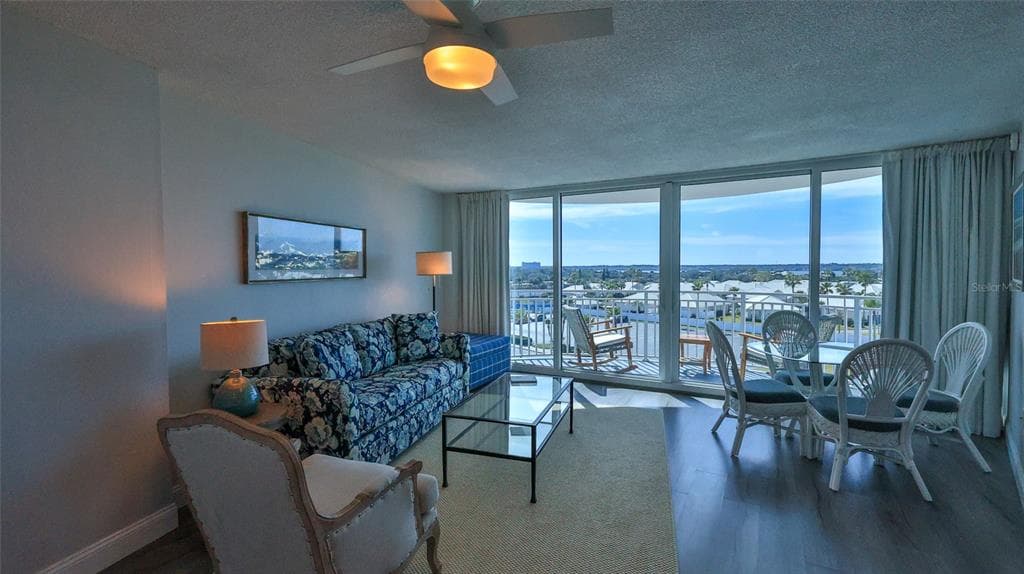 2625 S ATLANTIC AVENUE 7SW photo 3