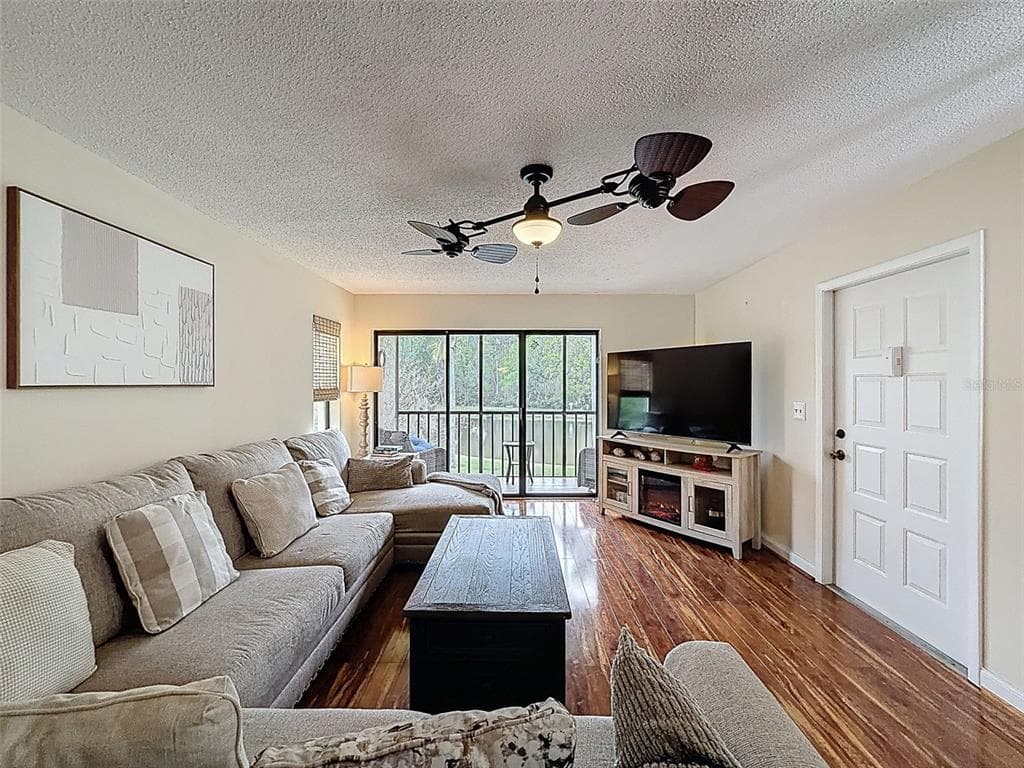 1488 PINE GLEN LANE B2 photo 5