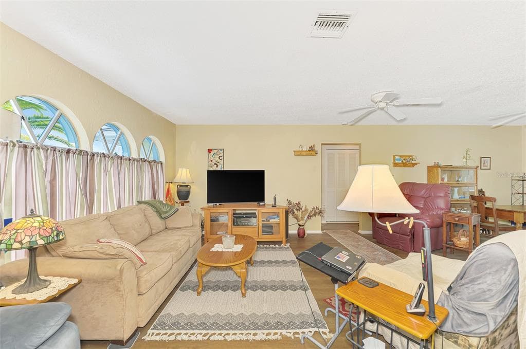 6282 FABIAN ROAD photo 10