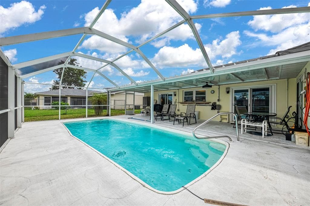 6282 FABIAN ROAD photo 4