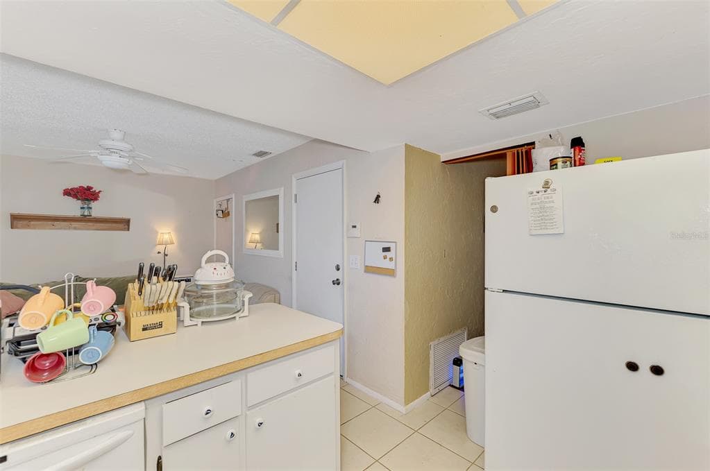 6282 FABIAN ROAD photo 21