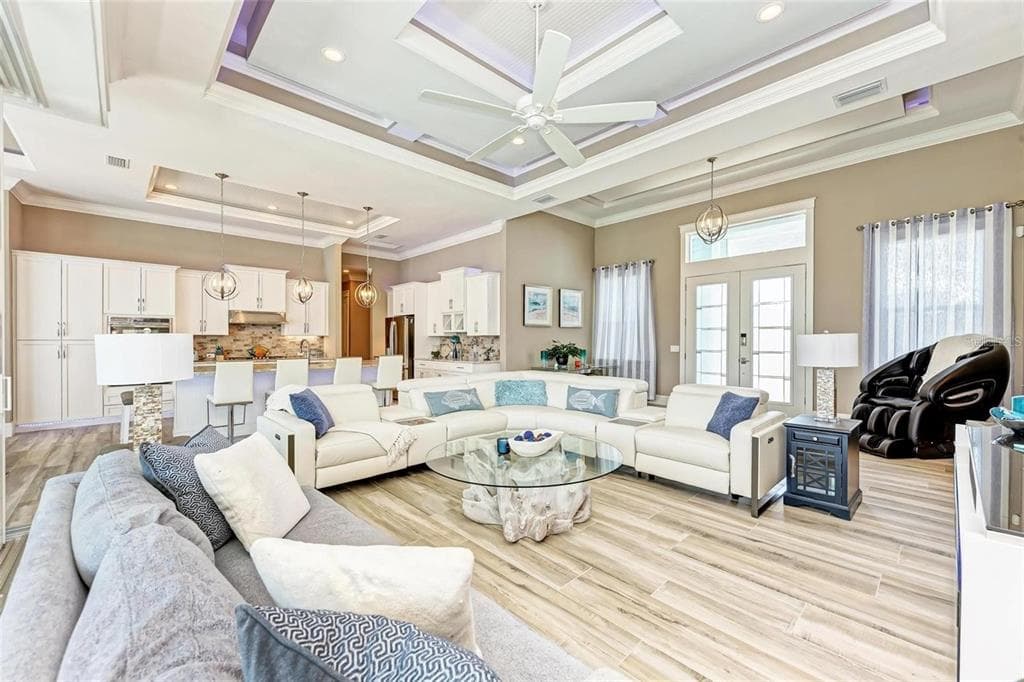 1430 SEA GULL COURT photo 3