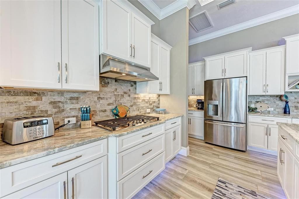 1430 SEA GULL COURT photo 21