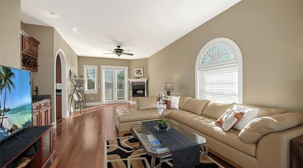 925 BAYSHORE DRIVE photo 22