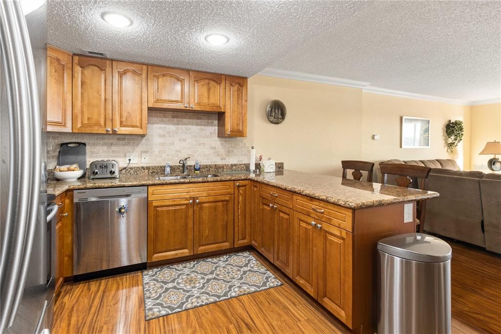 830 S GULFVIEW BOULEVARD 501 photo 21