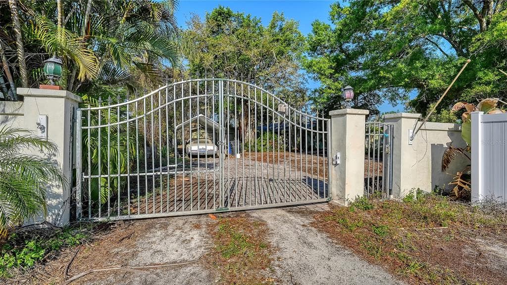 1812 54TH STREET E photo 1