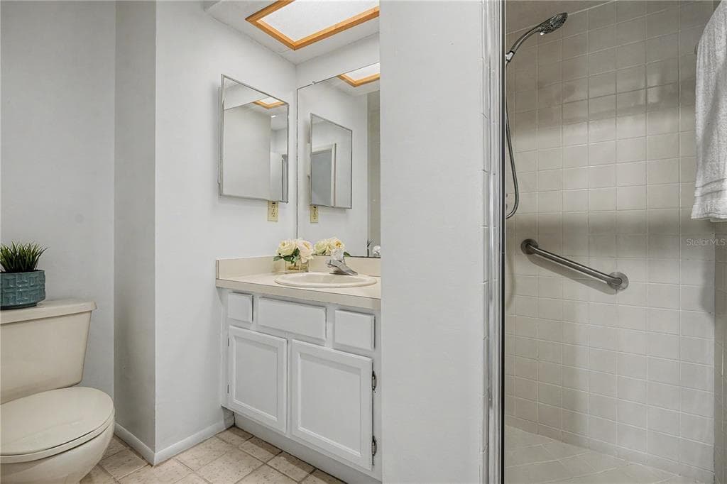 3960 MERMOOR DRIVE photo 20