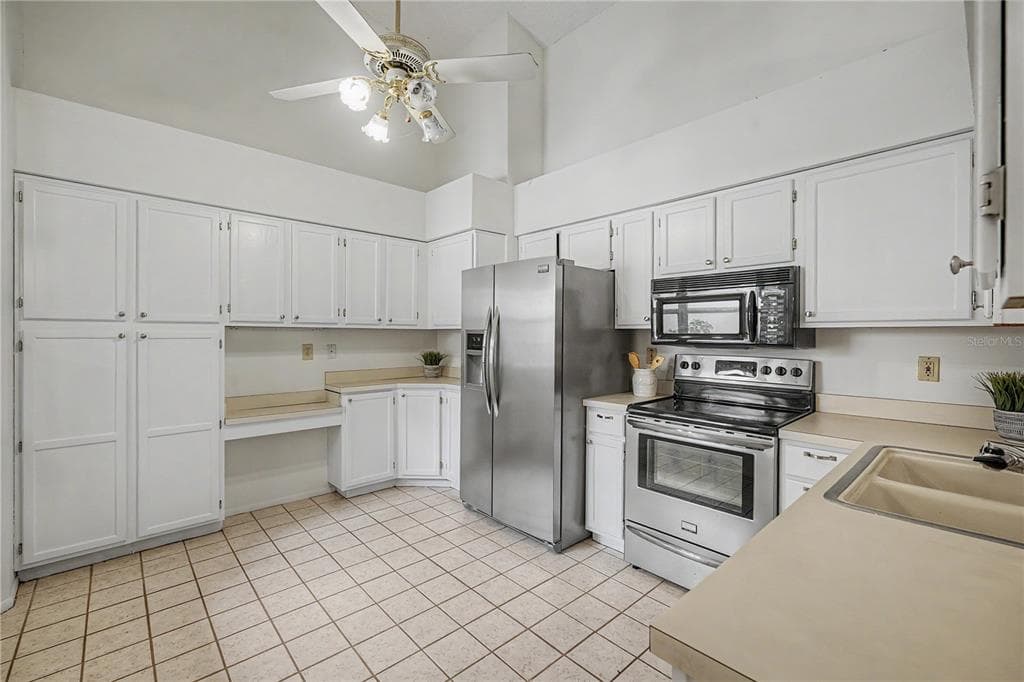 3960 MERMOOR DRIVE photo 4