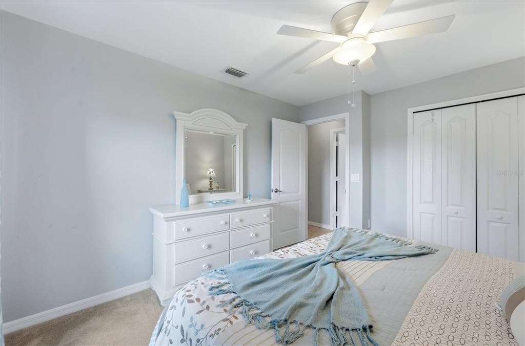 827 ROTONDA CIRCLE photo 23
