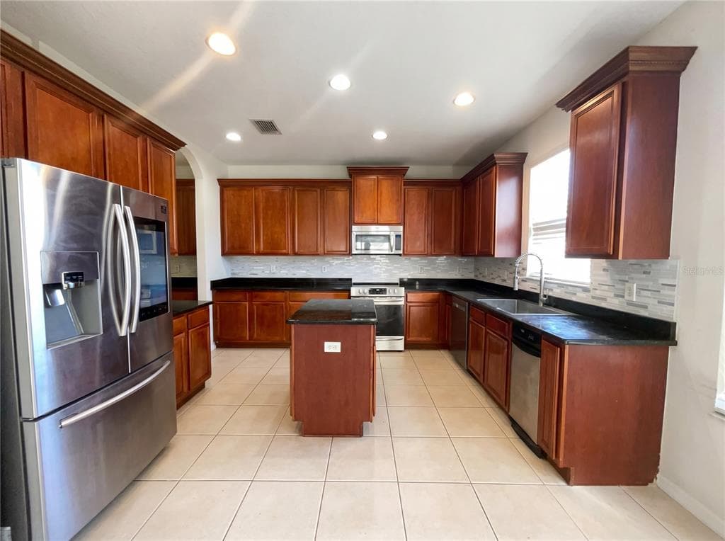 18010 JAVA ISLE DRIVE photo 7