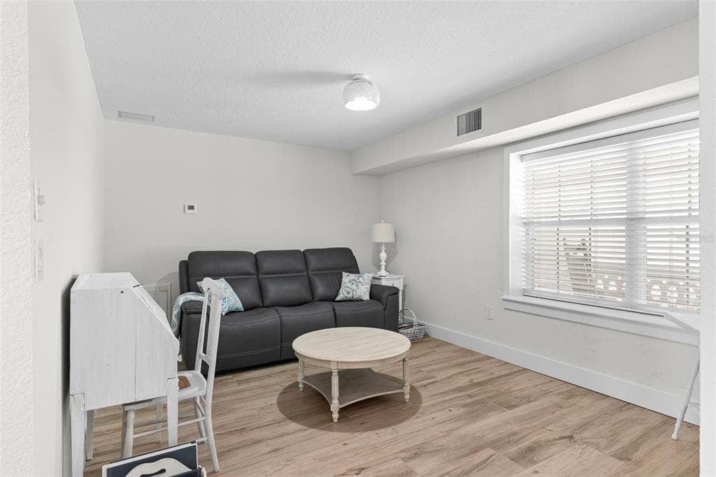 11445 9TH STREET E photo 13