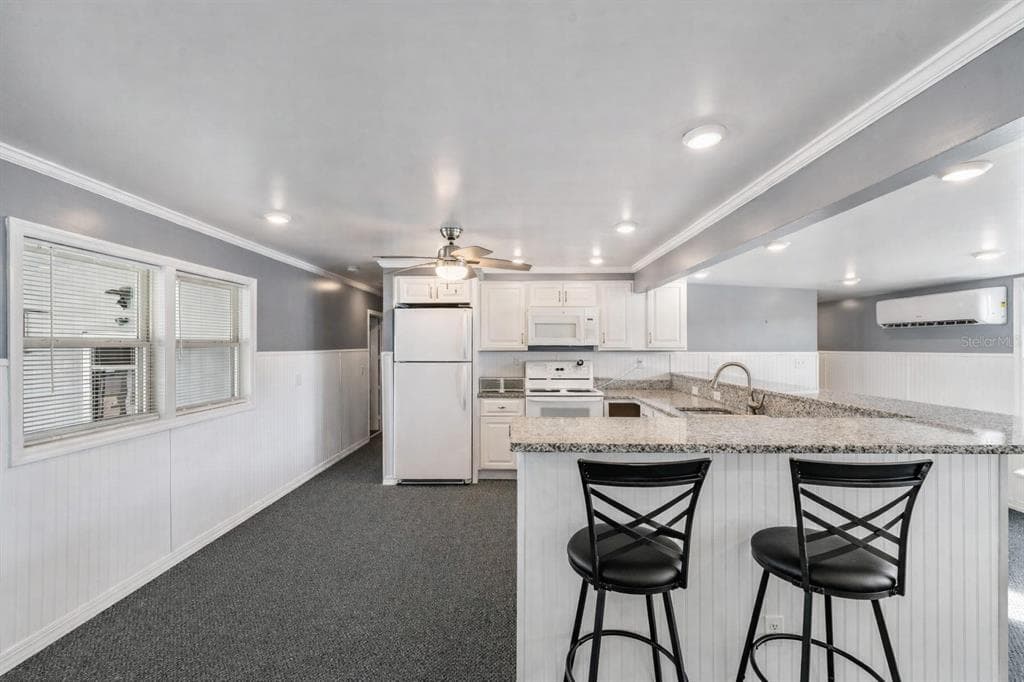 605 MICHIGAN BOULEVARD 118 photo 7