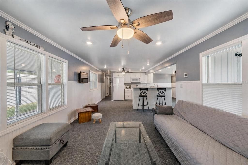 605 MICHIGAN BOULEVARD 118 photo 5