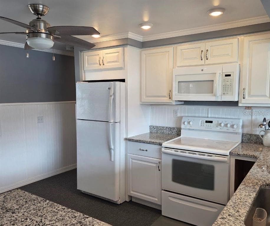 605 MICHIGAN BOULEVARD 118 photo 9