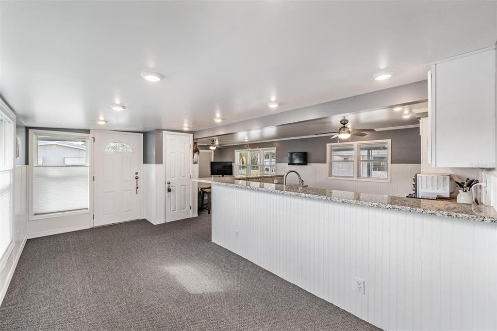 605 MICHIGAN BOULEVARD 118 photo 10
