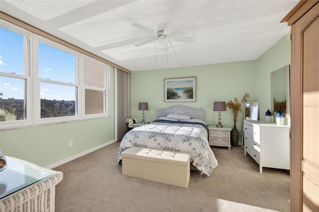 7625 SUN ISLAND DRIVE S 207 photo 16