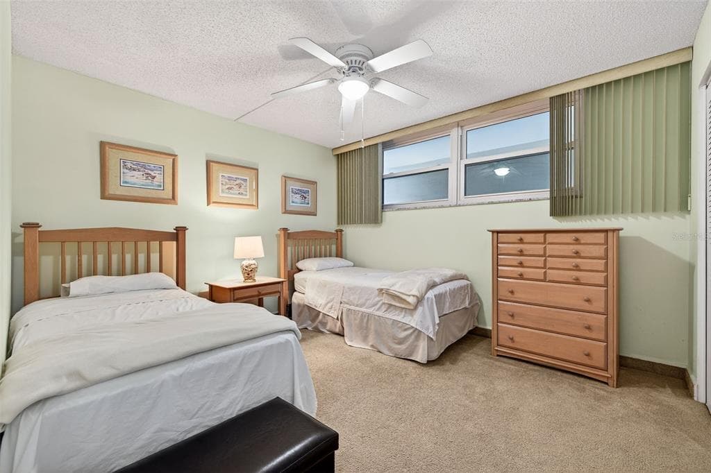 7625 SUN ISLAND DRIVE S 207 photo 21