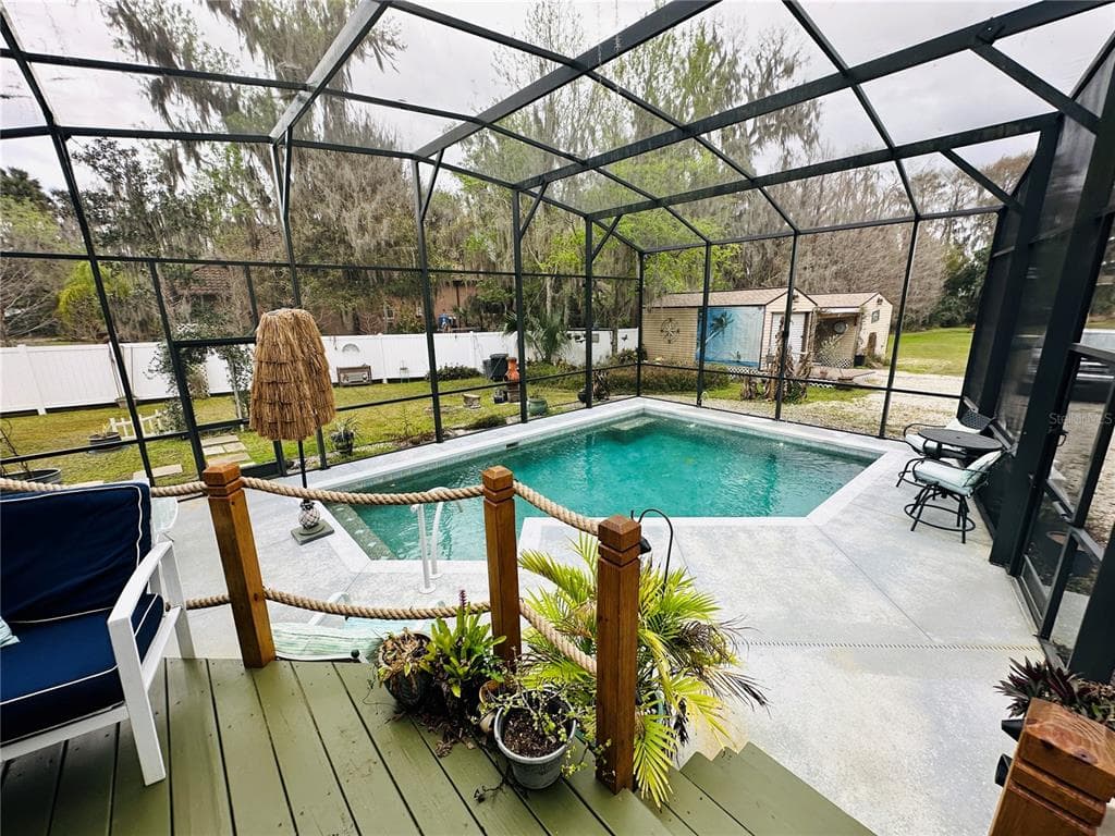 357 MAGNOLIA PLACE photo 11